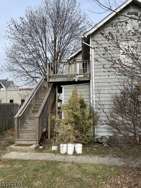 Building Photo - 15 Friendship Pl