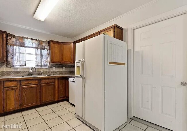 Foto del edificio - 3 br, 2 bath House - 7212 Malibar Ln