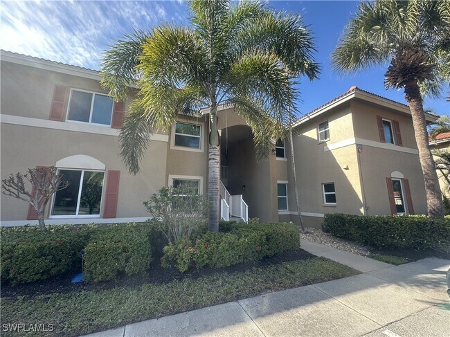 Foto del edificio - 6880 Huntington Lakes Cir