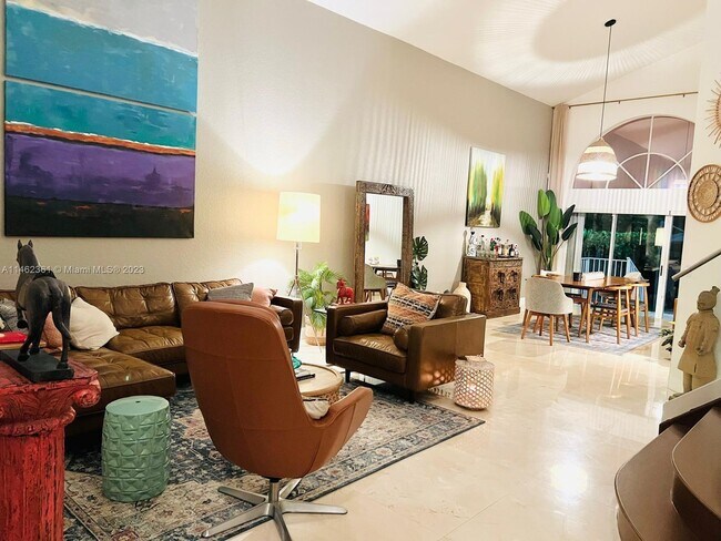 Foto del edificio - 5900 NW 111th Ave
