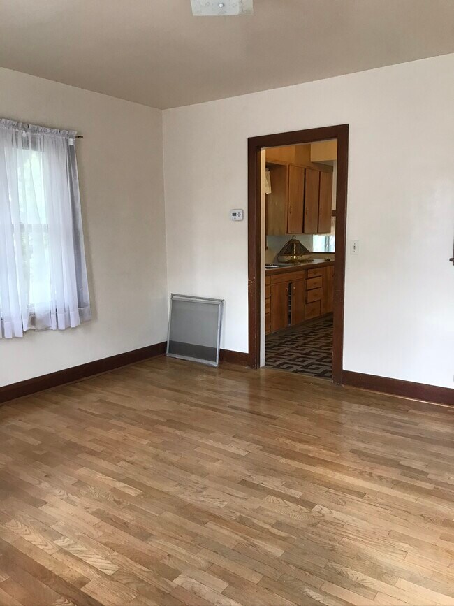 Foto del edificio - 416 E Harney St