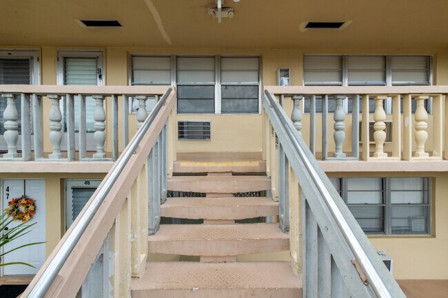 Foto del edificio - 60 Kingswood E