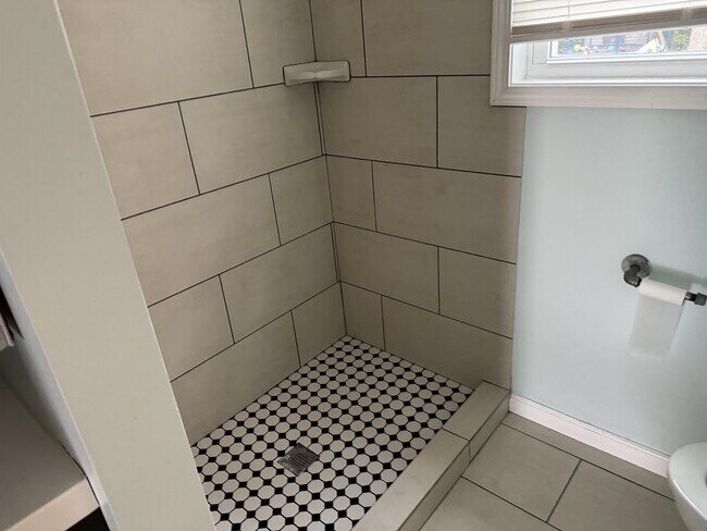 Foto del edificio - 633 Ohio St