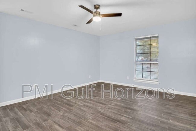 Foto del edificio - 1847 San Dollar Cir