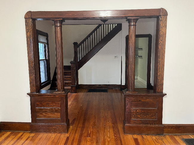 Foto del edificio - 2310 E 12th St