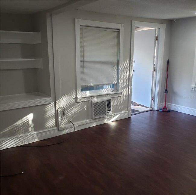 Foto del edificio - 603 6th St NE