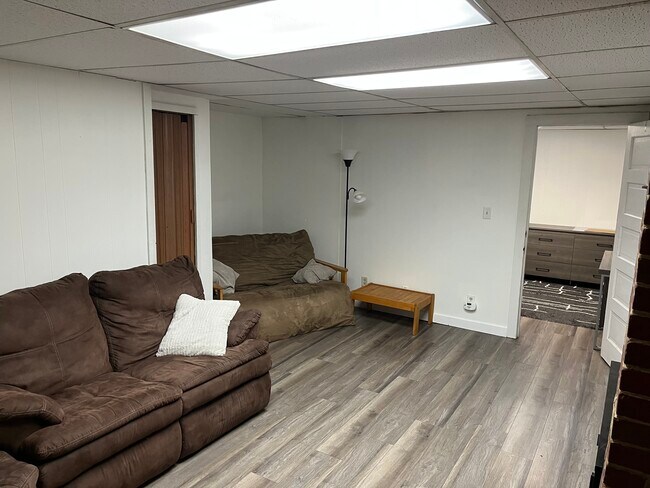 Foto del edificio - 1215 7th St E