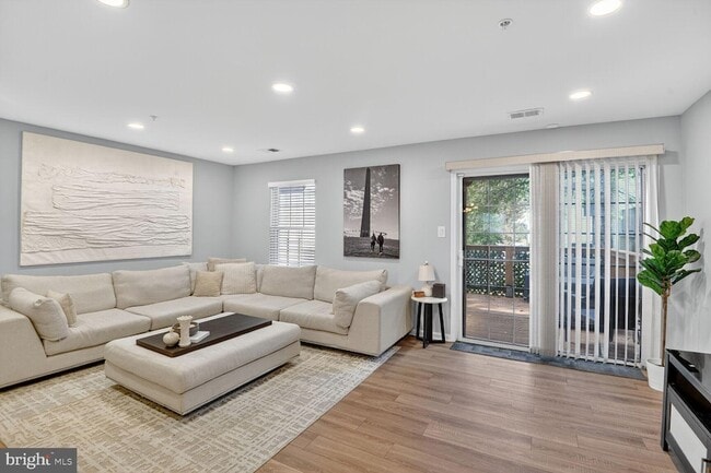 Building Photo - 4110 Crab Apple Ct