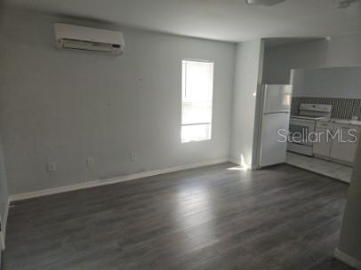 Foto del edificio - 306 Turner St