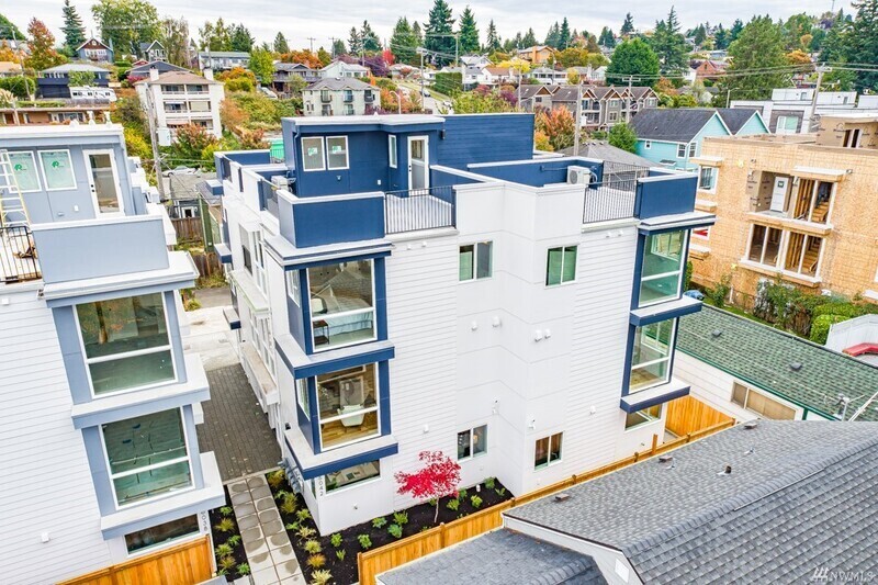 Foto principal - 6038 41st Ave SW