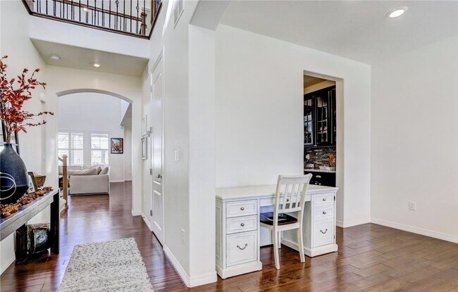 Foto del edificio - 20057 W 95th Ave