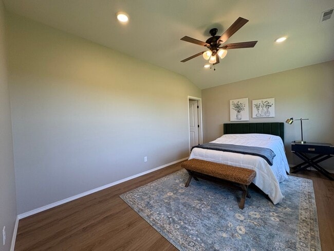 Building Photo - Brand New Home!!