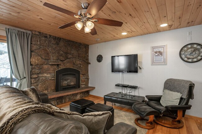 Building Photo - 2135 Burgess Creek Rd