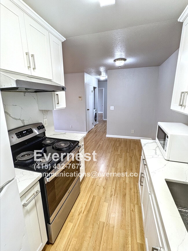 Foto del edificio - 5334 Monterey Rd