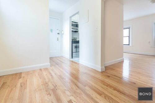 Primary Photo - 129 E 24th St