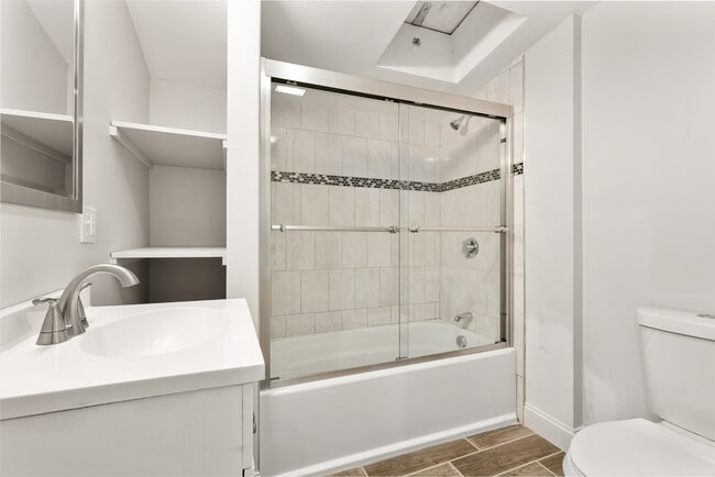 Shared upstair bathroom - 58 Otis St