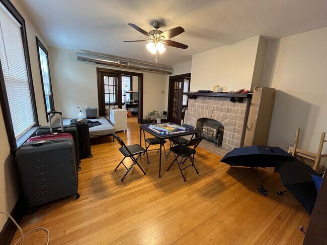 Foto del edificio - 6726 McPherson Blvd