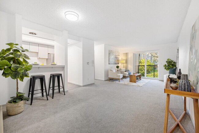 Foto del edificio - 14650 NE 32nd St