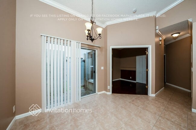 Building Photo - 5785 Raceway Rd