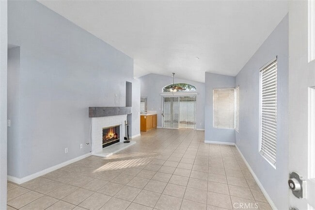Building Photo - 28243 Valombrosa Dr