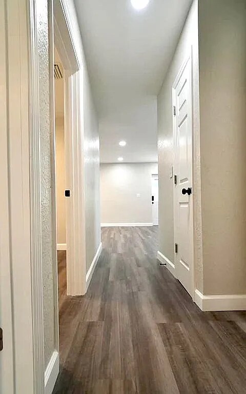 Foto del edificio - 885 Ruby Ave