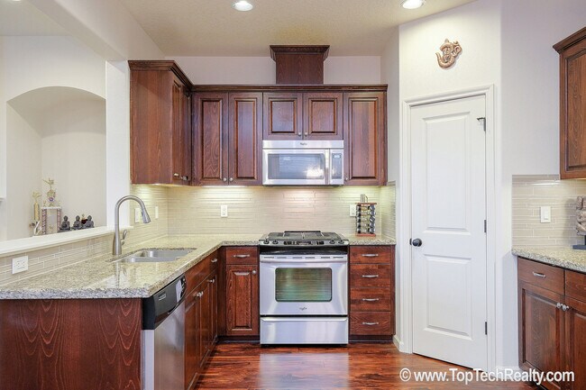 Foto del edificio - Lovely Duplex-Style Townhome | Bethany | Arbor Oaks Neighborhood | Amazing Schools | INTERNET INC...