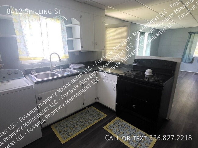 Building Photo - 8412 Shilling St