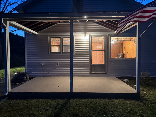 Foto del edificio - 4511 Lower Rhiney Creek Rd
