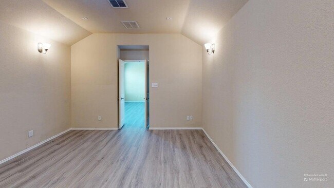 Foto del edificio - 400 Plum Ct