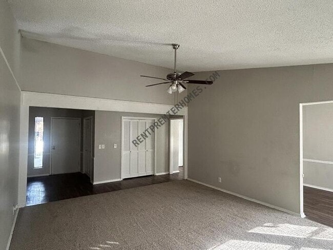 Building Photo - 3332 S 140th E Ave