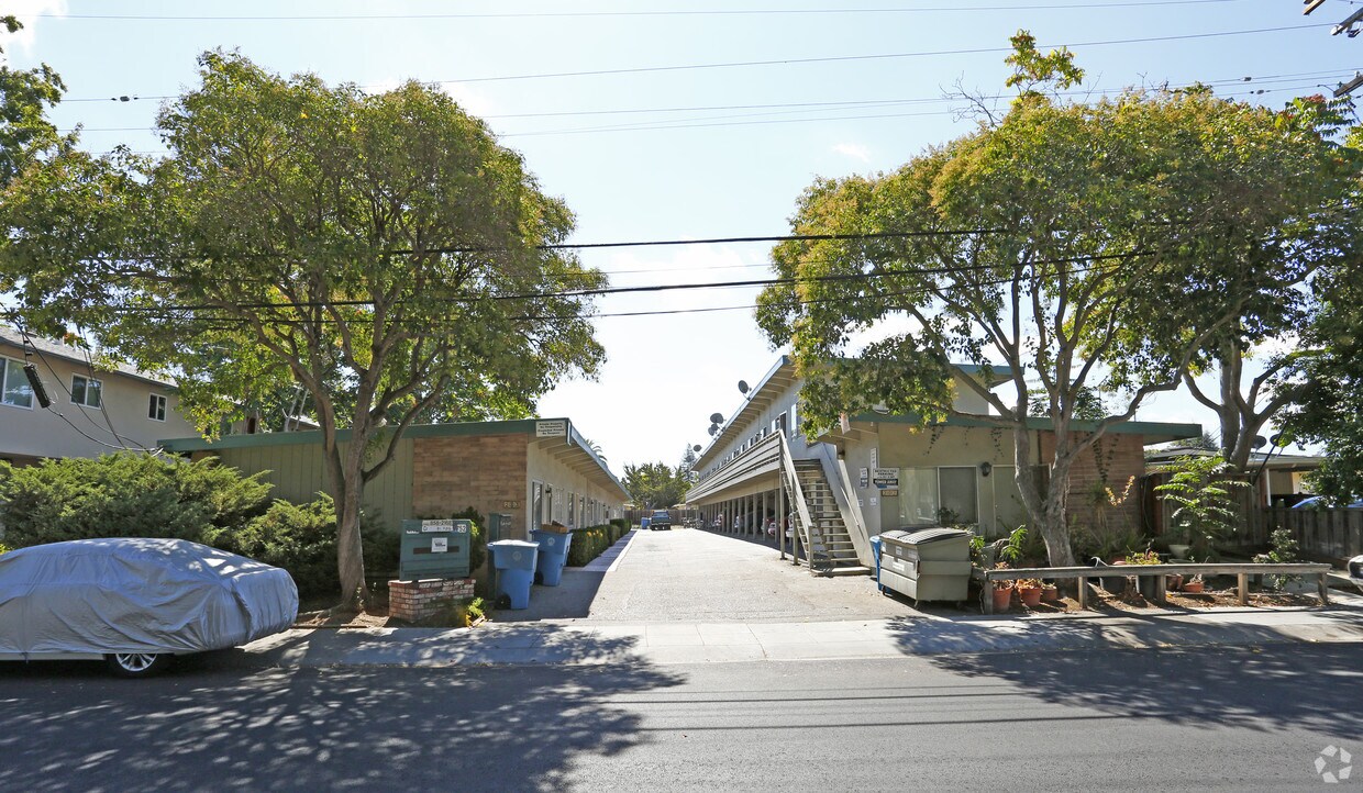 Curtner Apartments in Palo Alto, CA