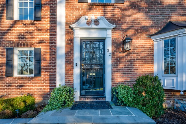 Foto del edificio - 32 Woodland Way