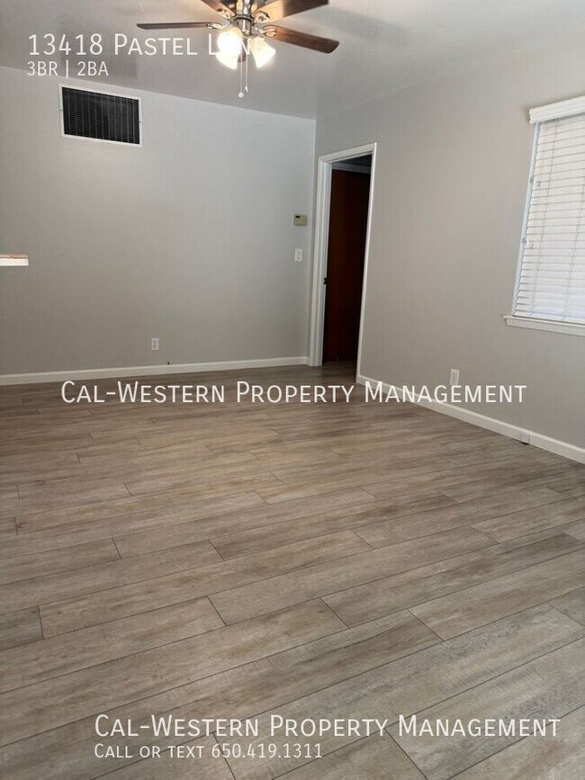 Foto del edificio - 13418 Pastel Ln