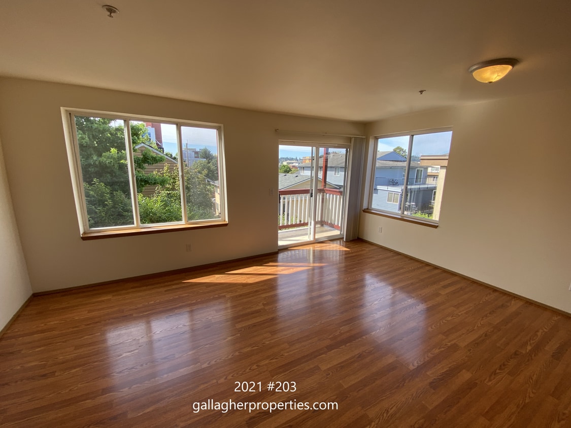 Primary Photo - 2021 NW 59th St
