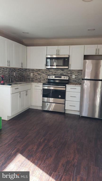 Building Photo - 1003 S Brynwood Dr