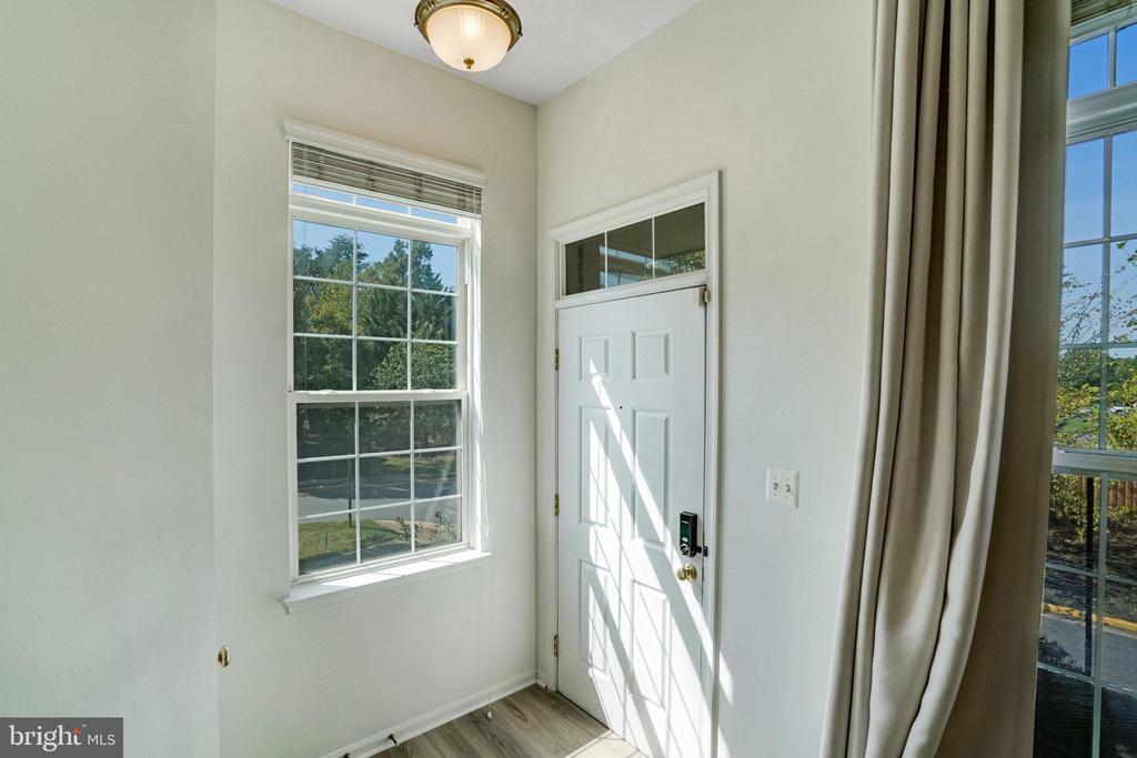 Foto principal - 8535 Wyngate Manor Ct