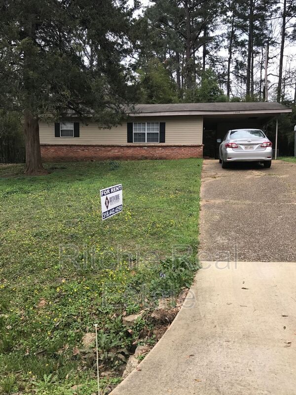 2318 Linda Dr, Pineville, LA 71360 House Rental in Pineville, LA