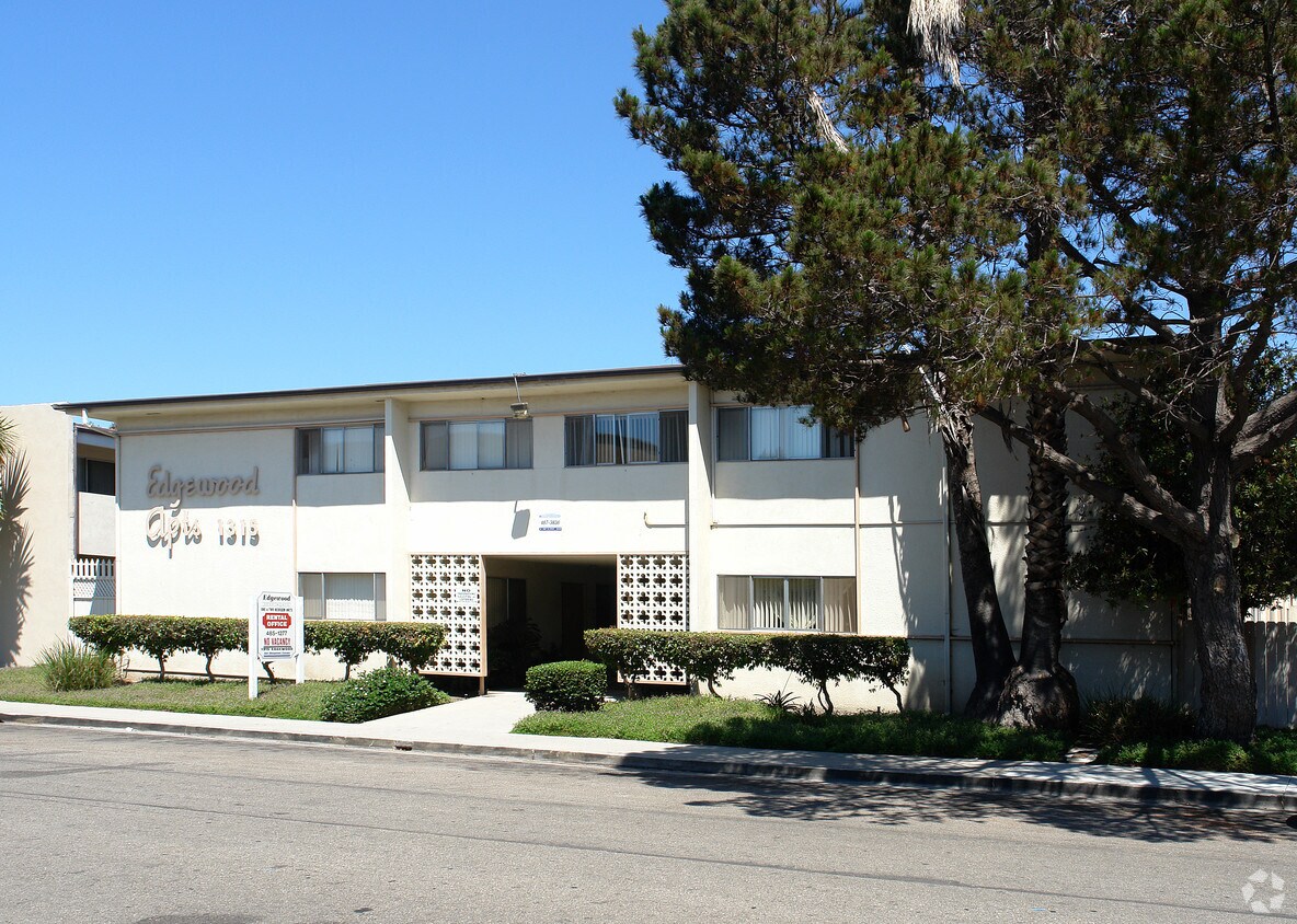 Building Photo - Edgewood Apartments
