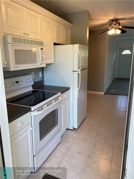 Foto del edificio - 510 SW 15th St