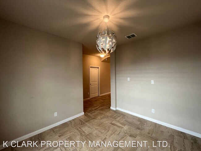 Foto del edificio - 3 br, 2 bath House - 4903 CAMBRIDGE PARK