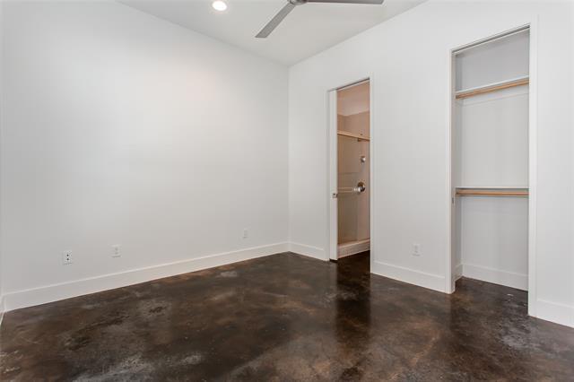 Foto del edificio - 1600 N Haskell Ave.