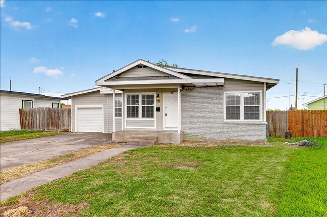 Building Photo - 929 Ashland Dr