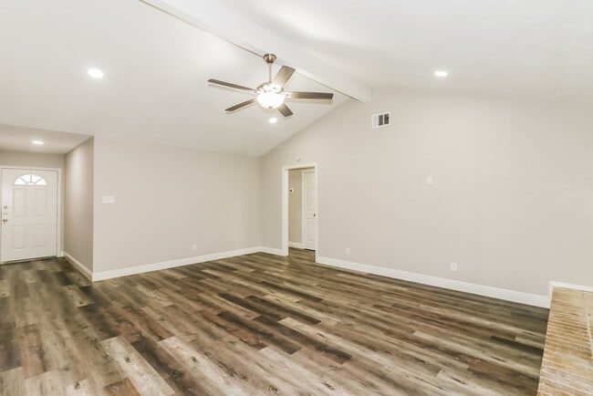 Building Photo - 13515 Greywood Dr