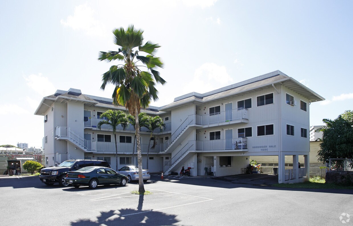 Building Photo - Hassinger Hale