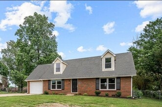 Building Photo - 809 Margret Dr