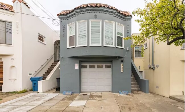 Front view of the house - 936 Brunswick St