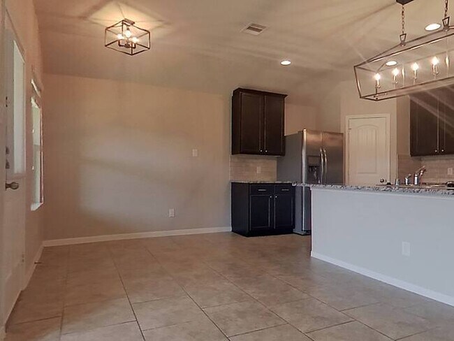 Foto del edificio - 4003 Greylag Ct