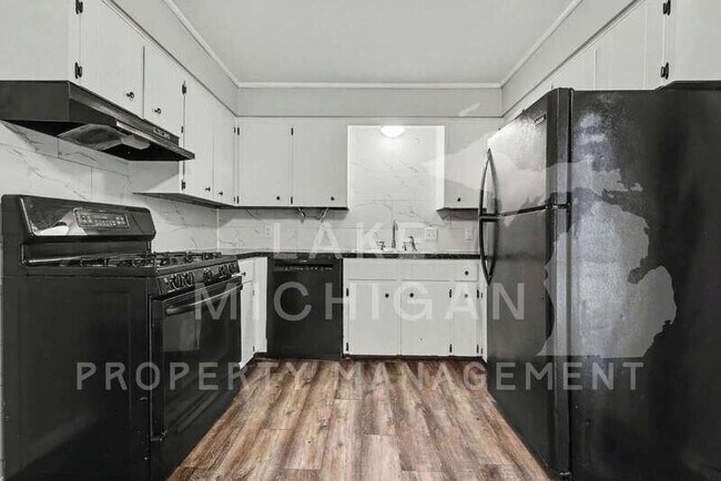 Building Photo - 2555 Ridgemoor Dr SE