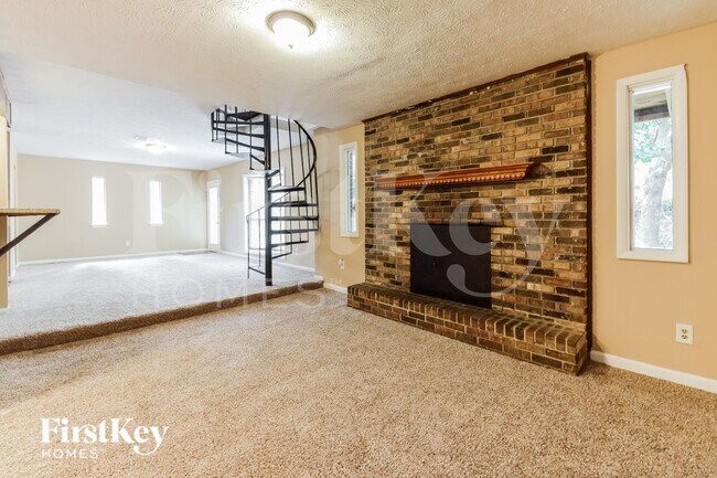 Building Photo - 2231 Scotty Cir