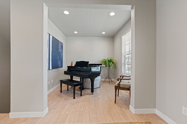 Foto del edificio - 3704 W Holbrook Way